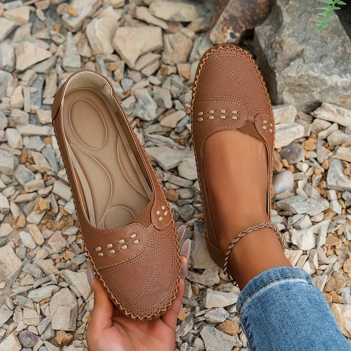 AINA™ - Everyday Ease Comfort Slides