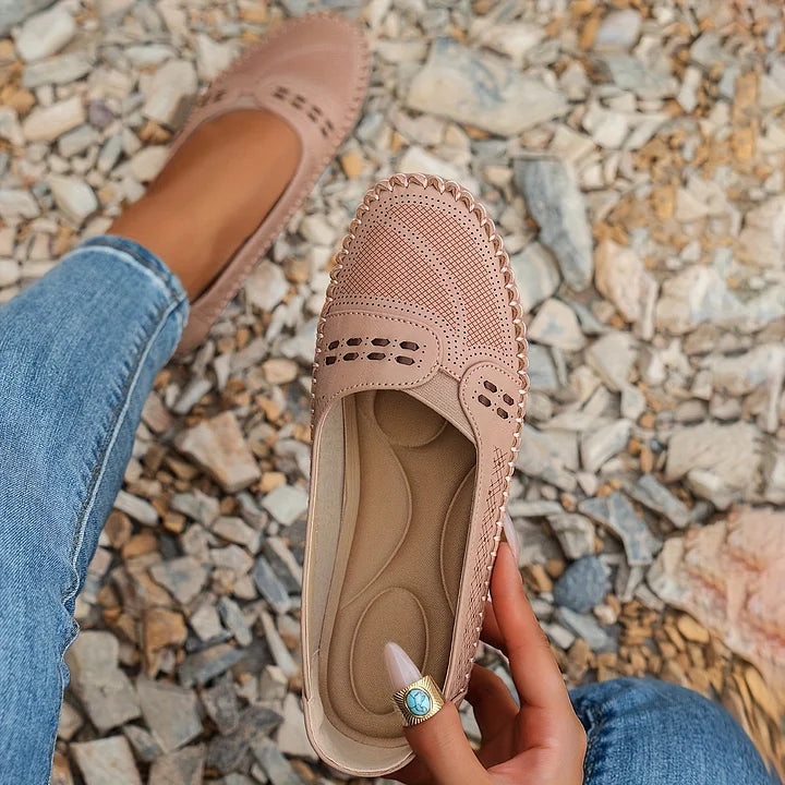 AINA™ - Everyday Ease Comfort Slides
