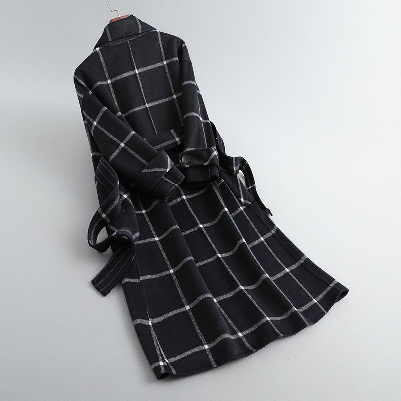 Lapel Black Tweed Coat | Vintage Elegance Meets Modern Strength